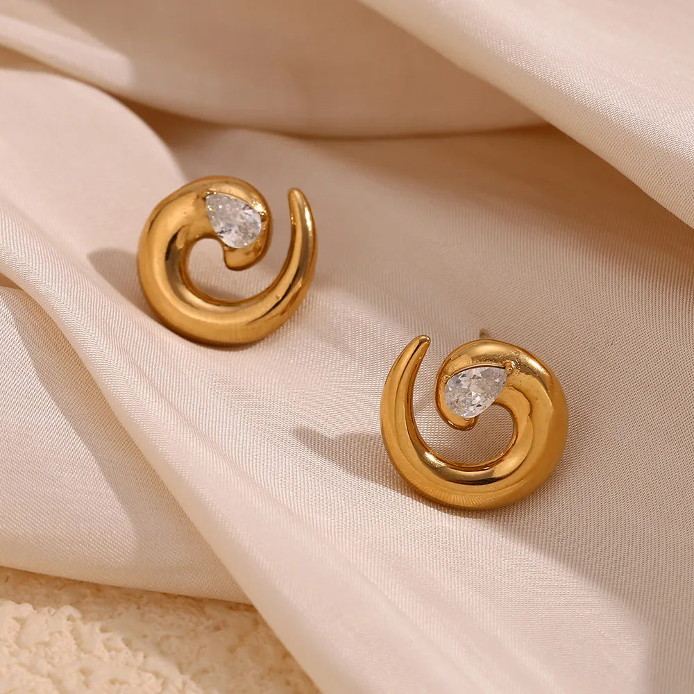 Holly Gold Studs