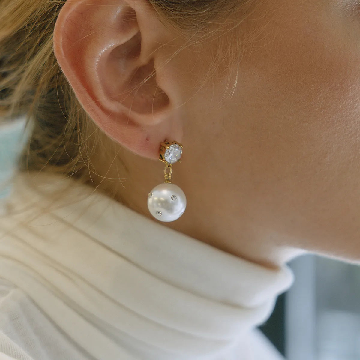 Tessa Pearl Drop Earrings