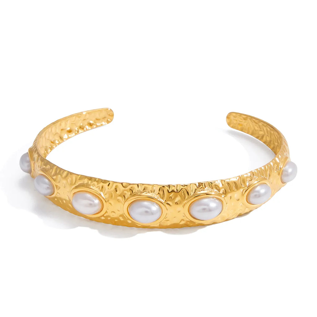 Pearl Hammered Bangle