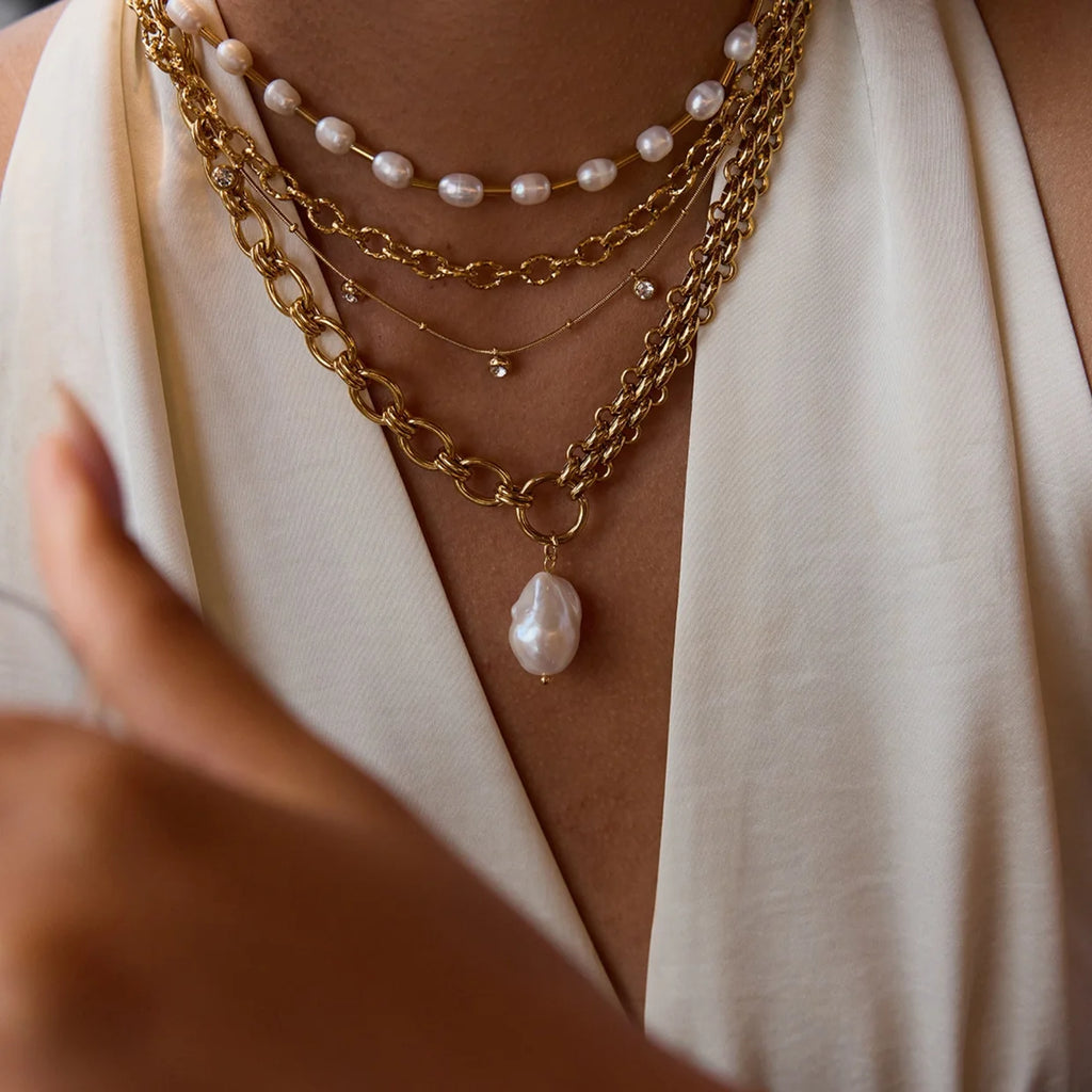 Kelly Pearl Necklace